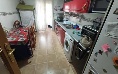 Kitchen of Flat for sale in Huétor Tájar  with Air Conditioner and Storage room