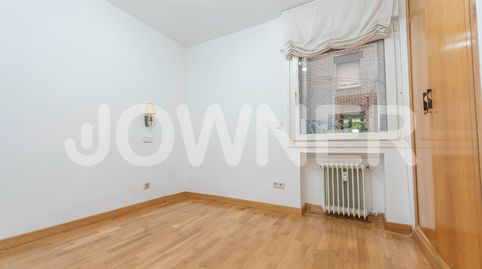 Foto 5 von Wohnung zur Miete in Paseo de la Reina Cristina, Jerónimos, Madrid Capital