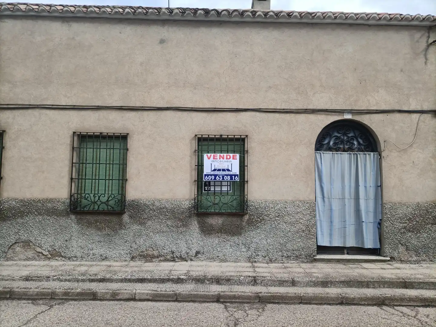 Vista exterior de Casa o chalet en venta en Mascaraque con Piscina
