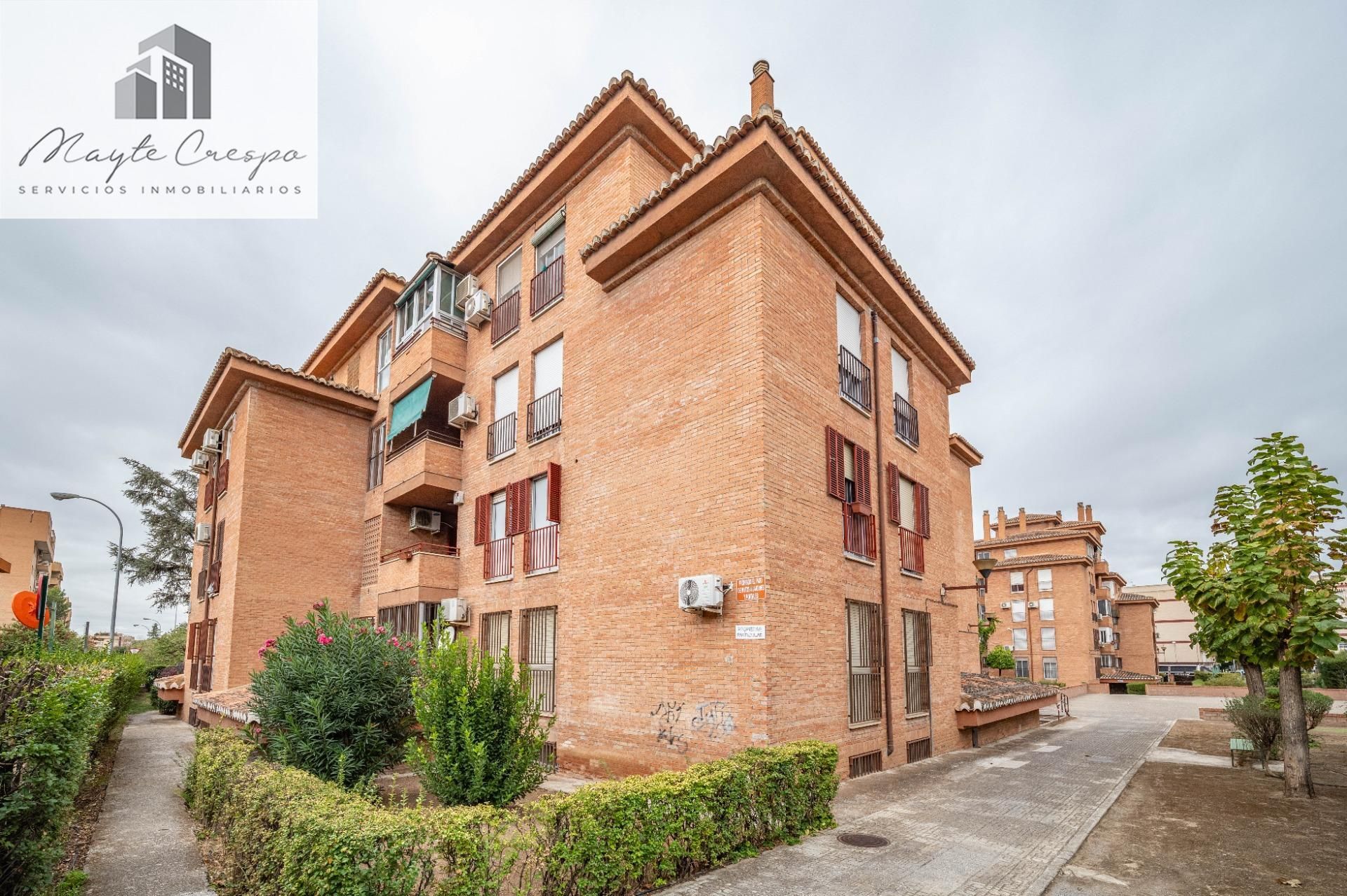 Pis en venda a Calle DE LOS ABENCERRAJES, Castaño - Mirasierra