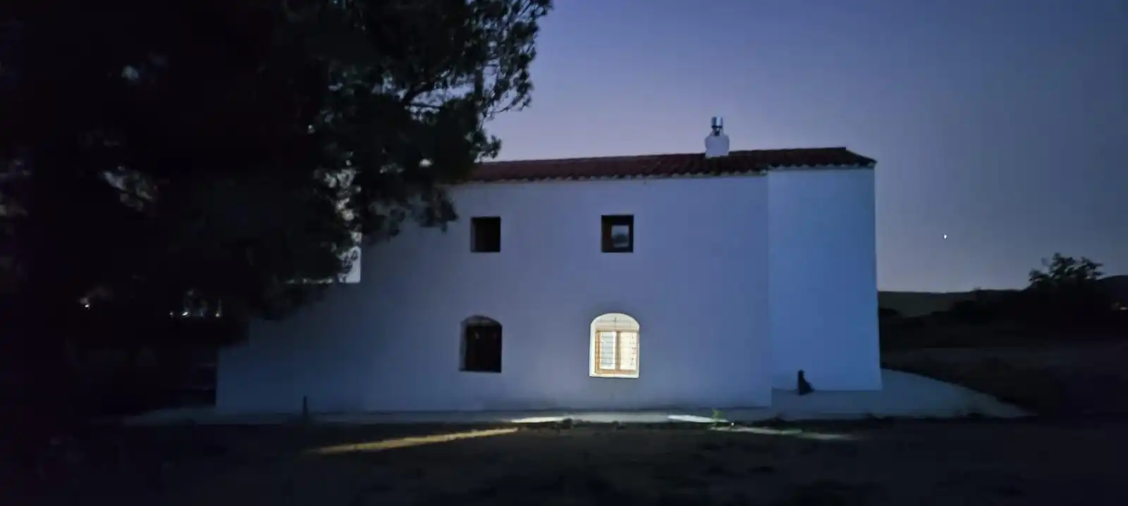 Vista exterior de Finca rústica en venda en El Montmell amb Jardí privat