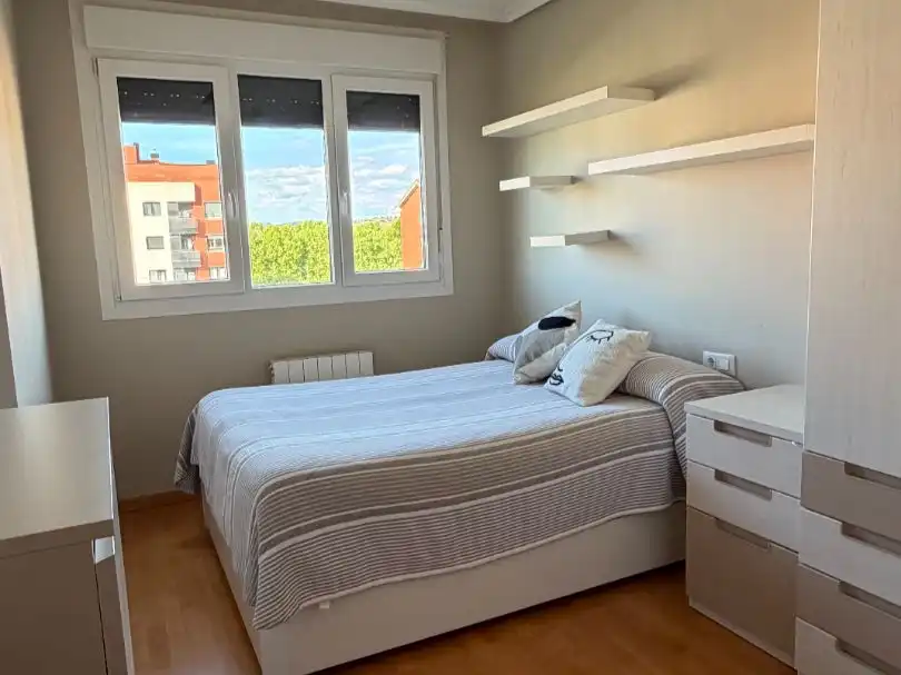 Bedroom of Flat for sale in Miranda de Ebro  with Balcony