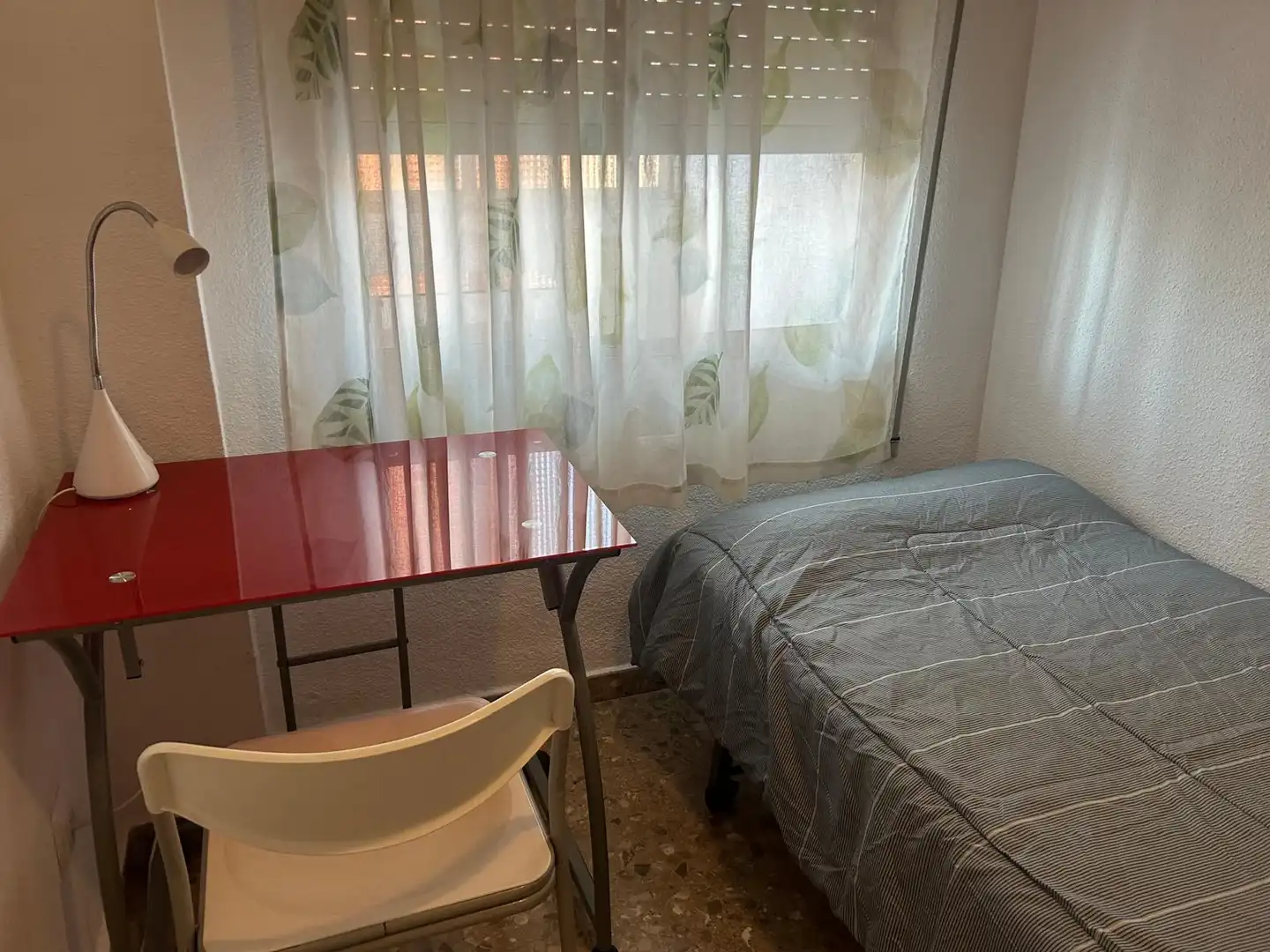 Piso de alquiler en Carrer de José María Haro, L'Illa Perduda