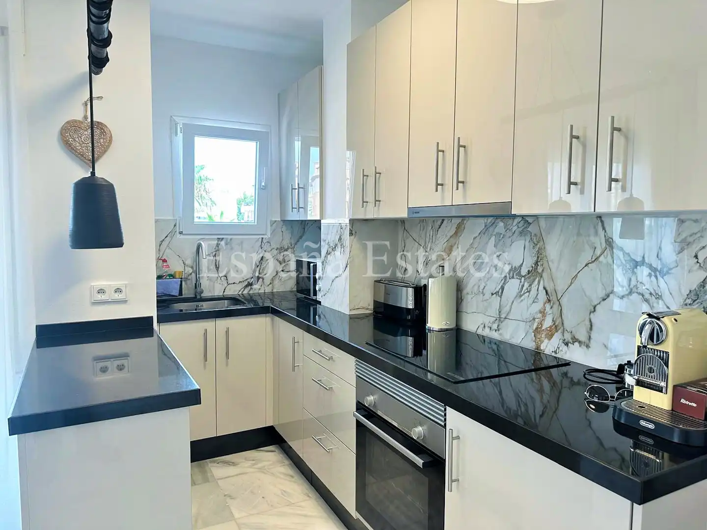 Cuina de Apartament en venda en Torrox amb Aire condicionat, Calefacció i Terrassa