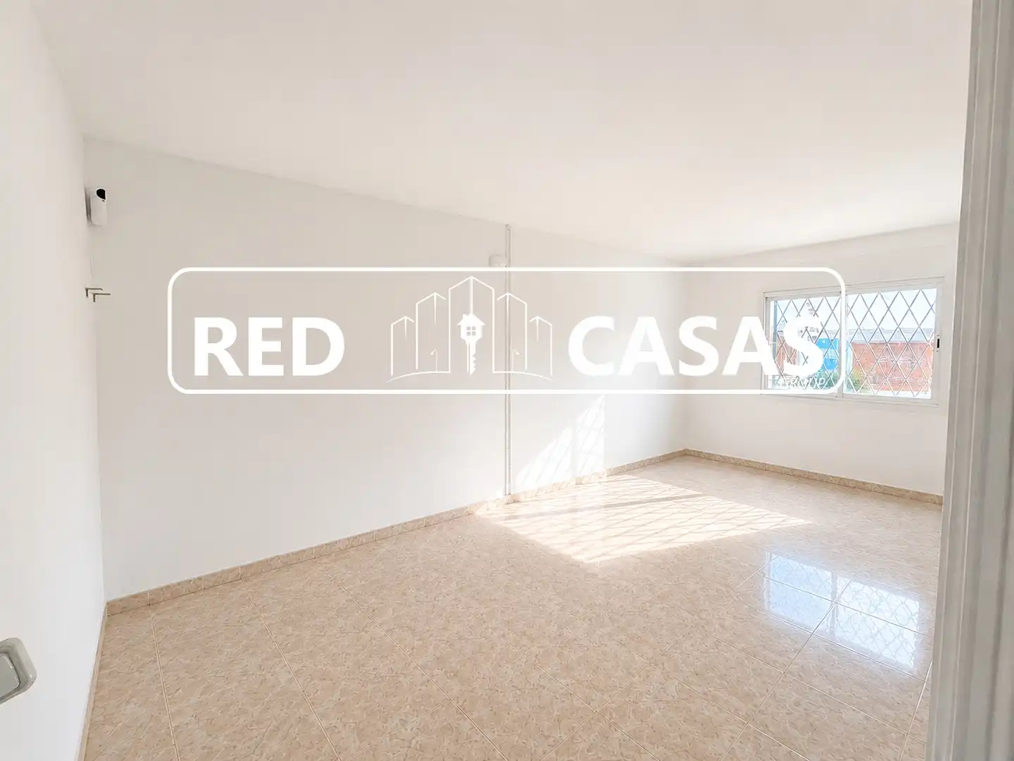 Exterior view of Flat for sale in L'Hospitalet de Llobregat  with Terrace