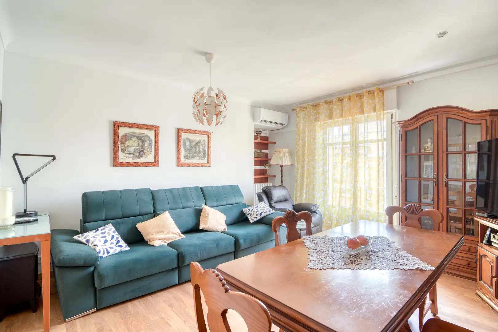 Wohnzimmer von Wohnung zum Verkauf in Figueres mit Klimaanlage, Heizung und Balkon