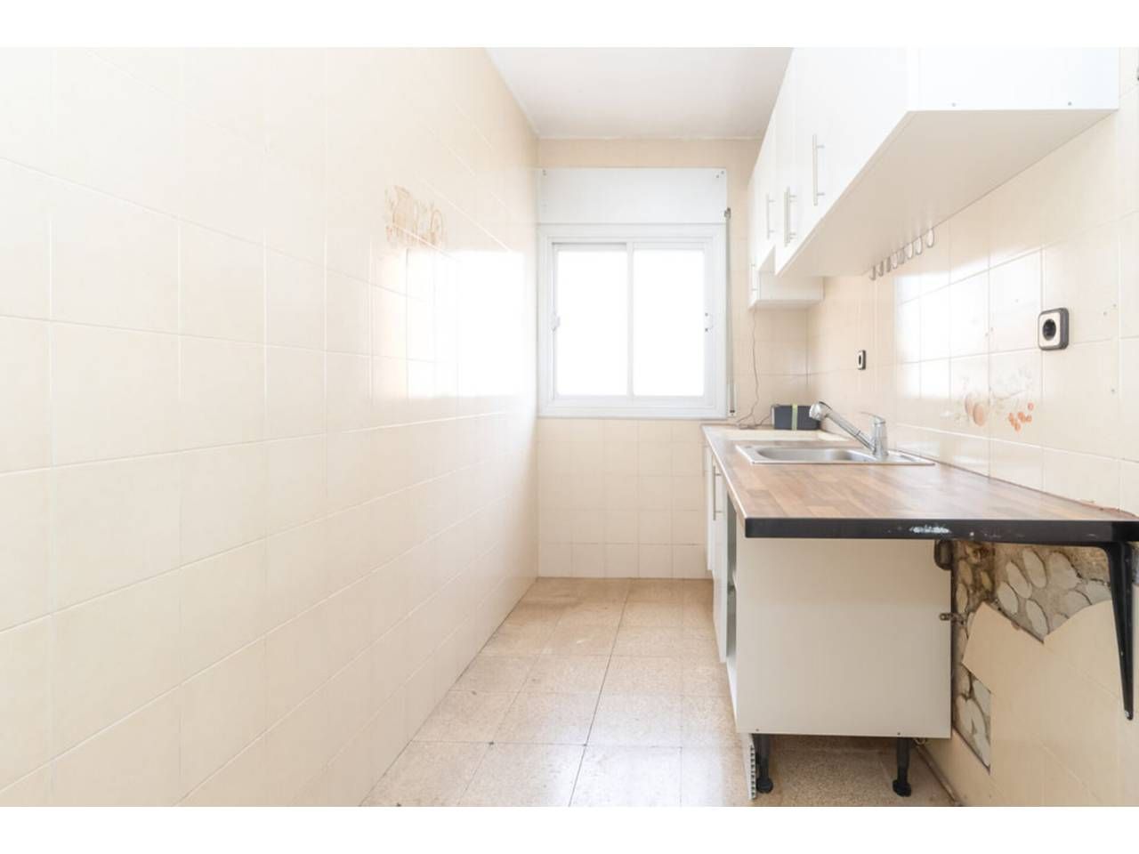 Kitchen of Flat for sale in Sabadell  with Heating and Balcony