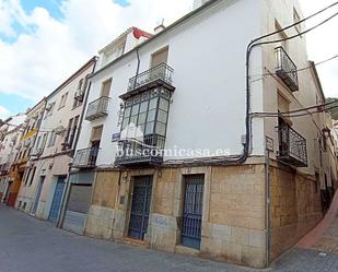 Vista exterior de Casa o xalet en venda en  Jaén Capital amb Terrassa i Balcó