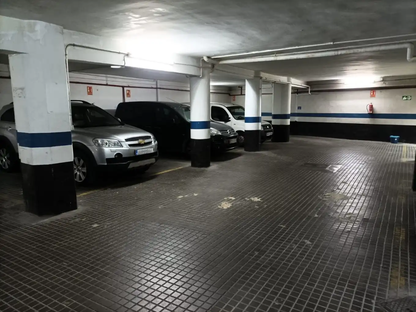 Parking de Garaje de alquiler en Madrid con Alarma
