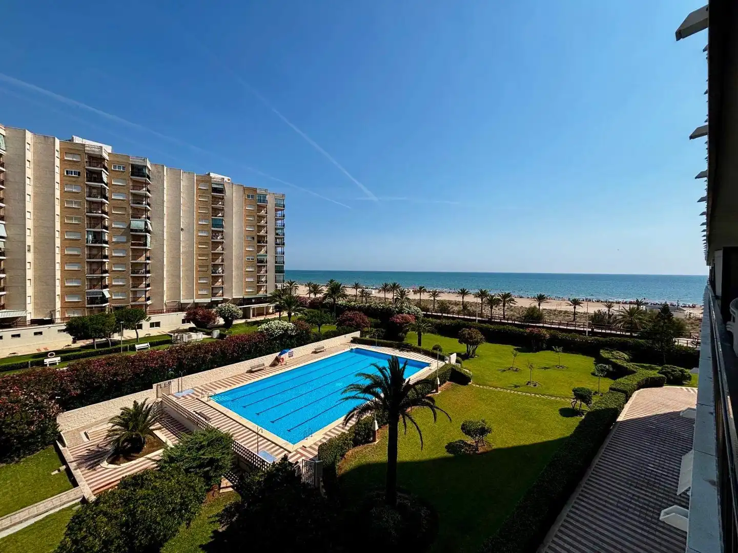 Piscina de Apartament en venda en Gandia amb Jardí privat, Terrassa i Balcó