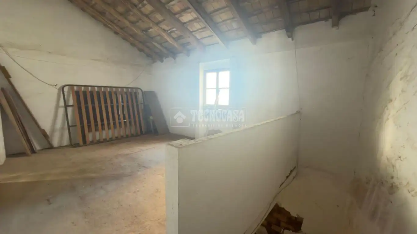 Casa o chalet en venta en La Lantejuela  con Balcón