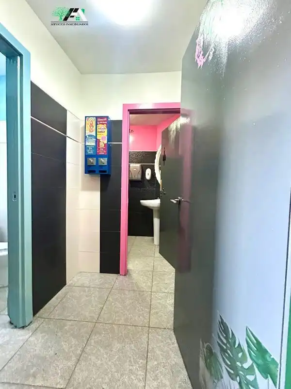 Business premises for sale in Calle la Trinidad, imagen 6