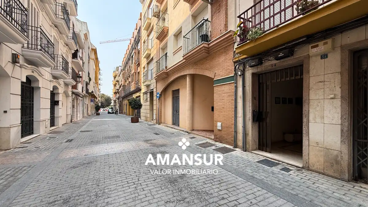 Business premises for sale in Calle Miguel Redondo