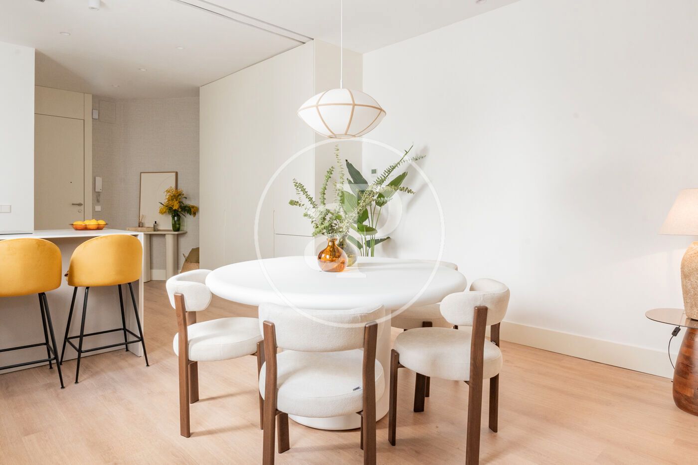 Menjador de Pis en venda en  Madrid Capital amb Aire condicionat, Calefacció i Moblat