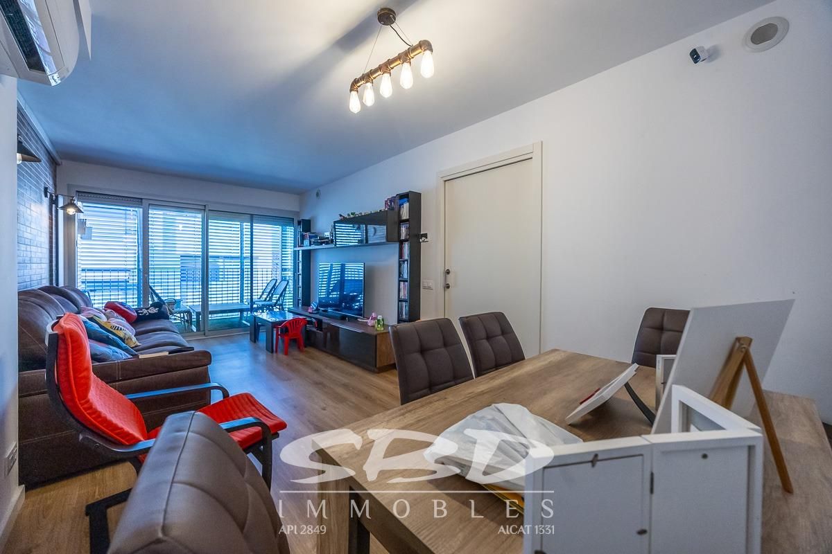 Piso en venta en Sol i Padris - Sant Oleguer, Centre - Sant Oleguer