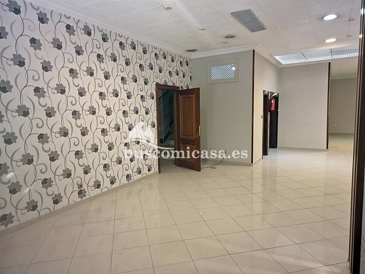 Premises for sale in Martos