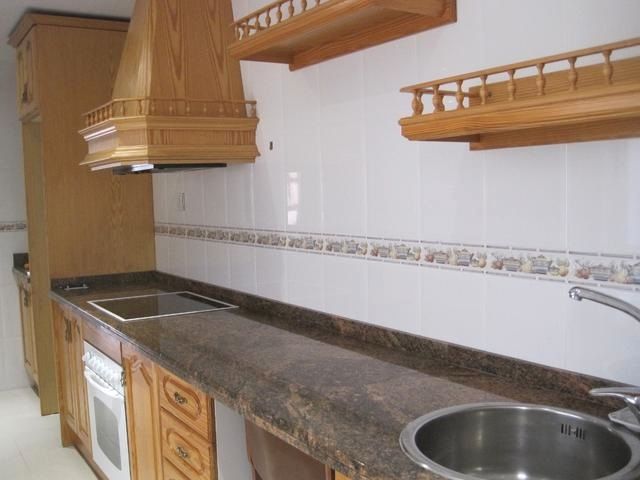Kitchen of Flat to rent in  Granada Capital  with Heating, Furnished and Microwave