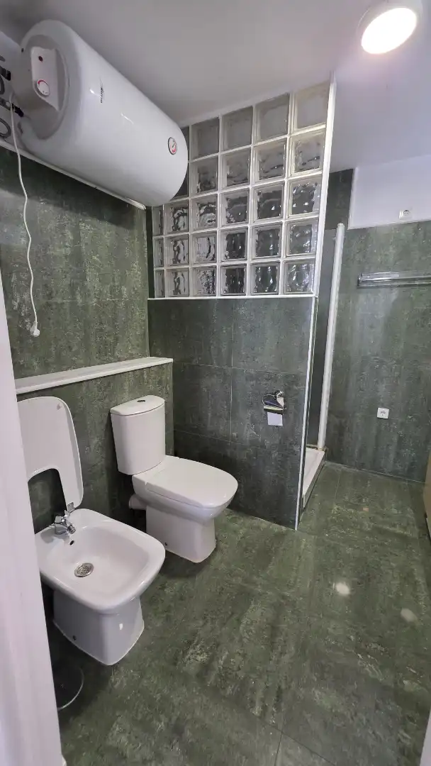 Bathroom of Flat for rent in El Puerto de Santa María  with Air Conditioner, Furnished and Oven