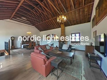 Casa con piscina in vendita a Avda Pescia - Ctra de Frigiliana