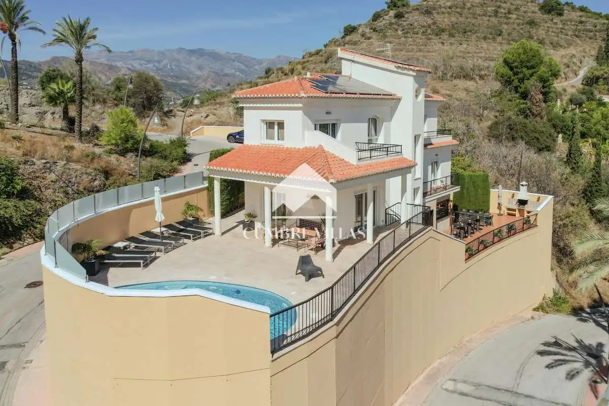 Casa amb piscina en venda a Velilla - Velilla Taramay, imagen 3