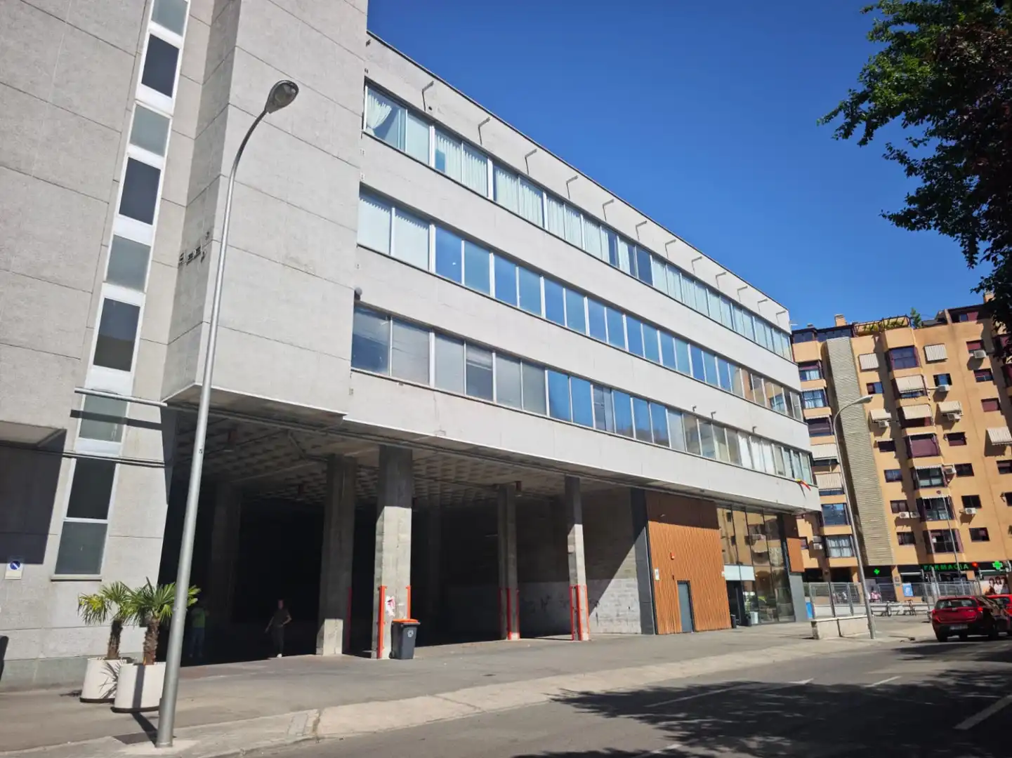 Exterior view of Industrial buildings for sale in Madrid