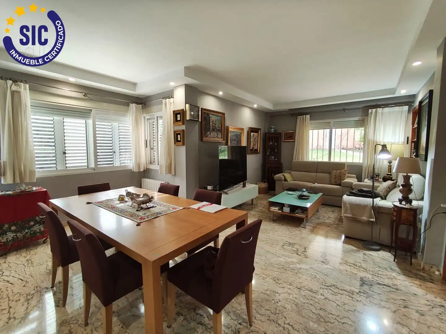 Living room of Houses for sale in Torrent  with Air Conditioner, Heating and Private garden