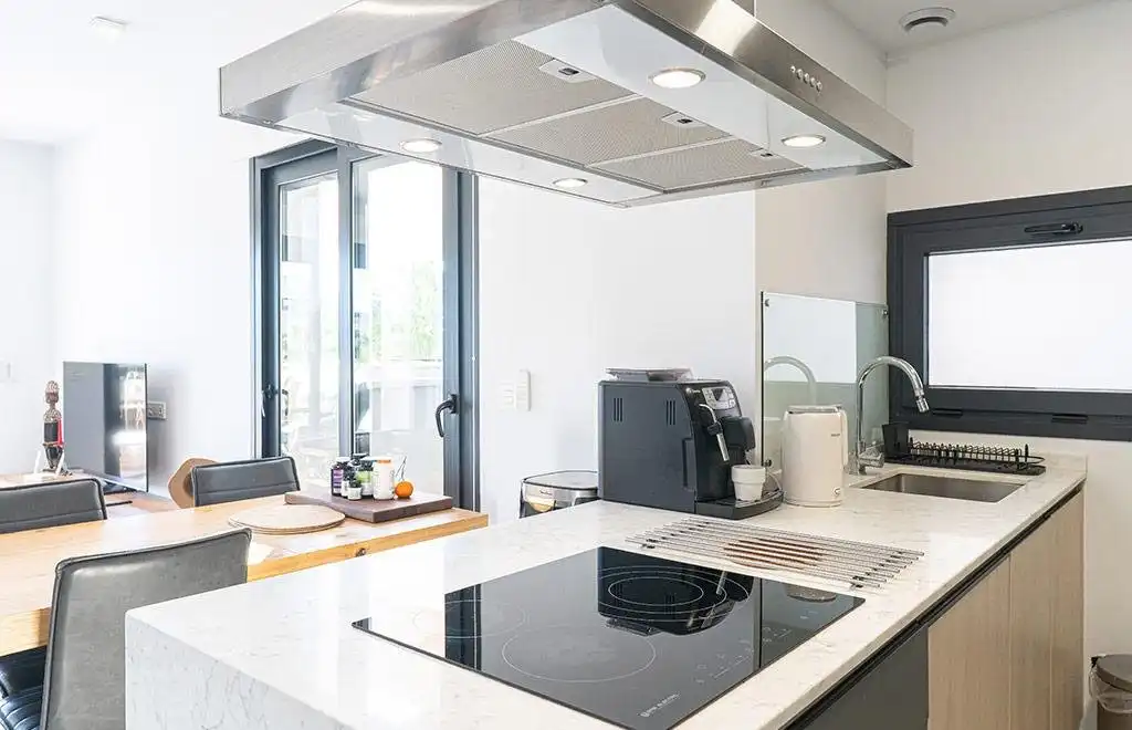 Cuina de Apartament en venda en Orihuela amb Jardí privat, Terrassa i Traster