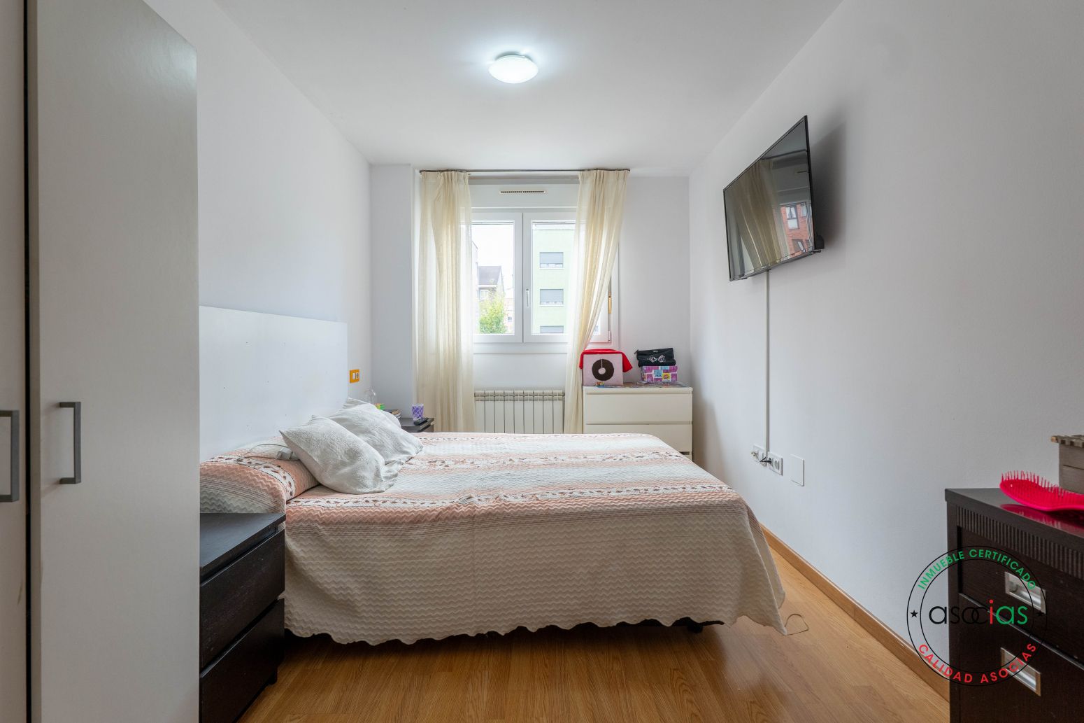 Habitación de Piso en venta en Gijón  con Calefacción y Trastero