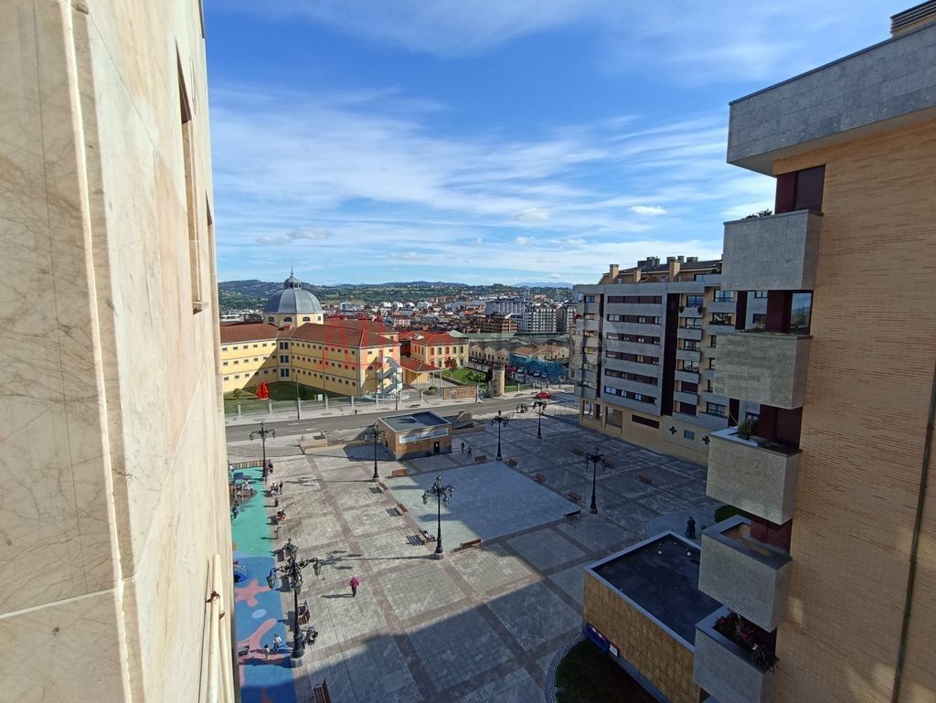 Exterior view of Apartment for sale in Oviedo   with Heating