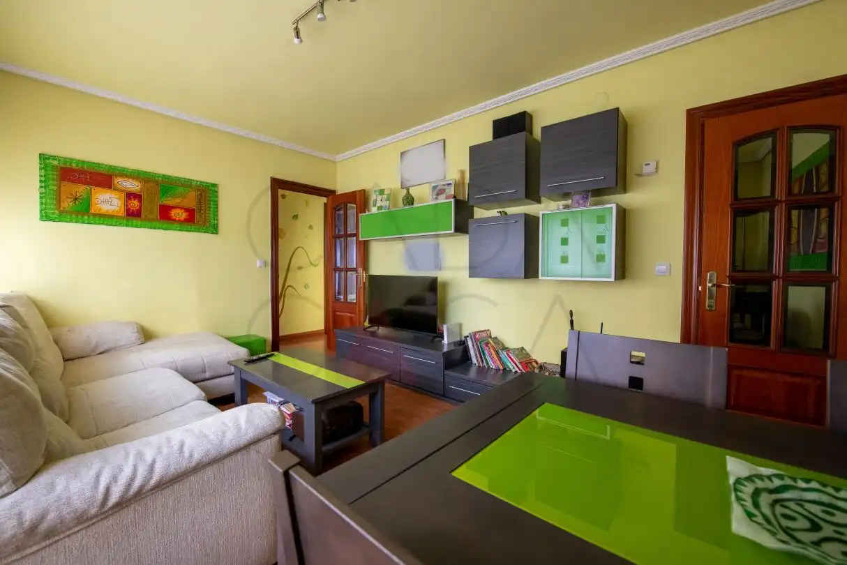 Wohnung zum Verkauf in Calle José María de Cossío, Alisal - San Román