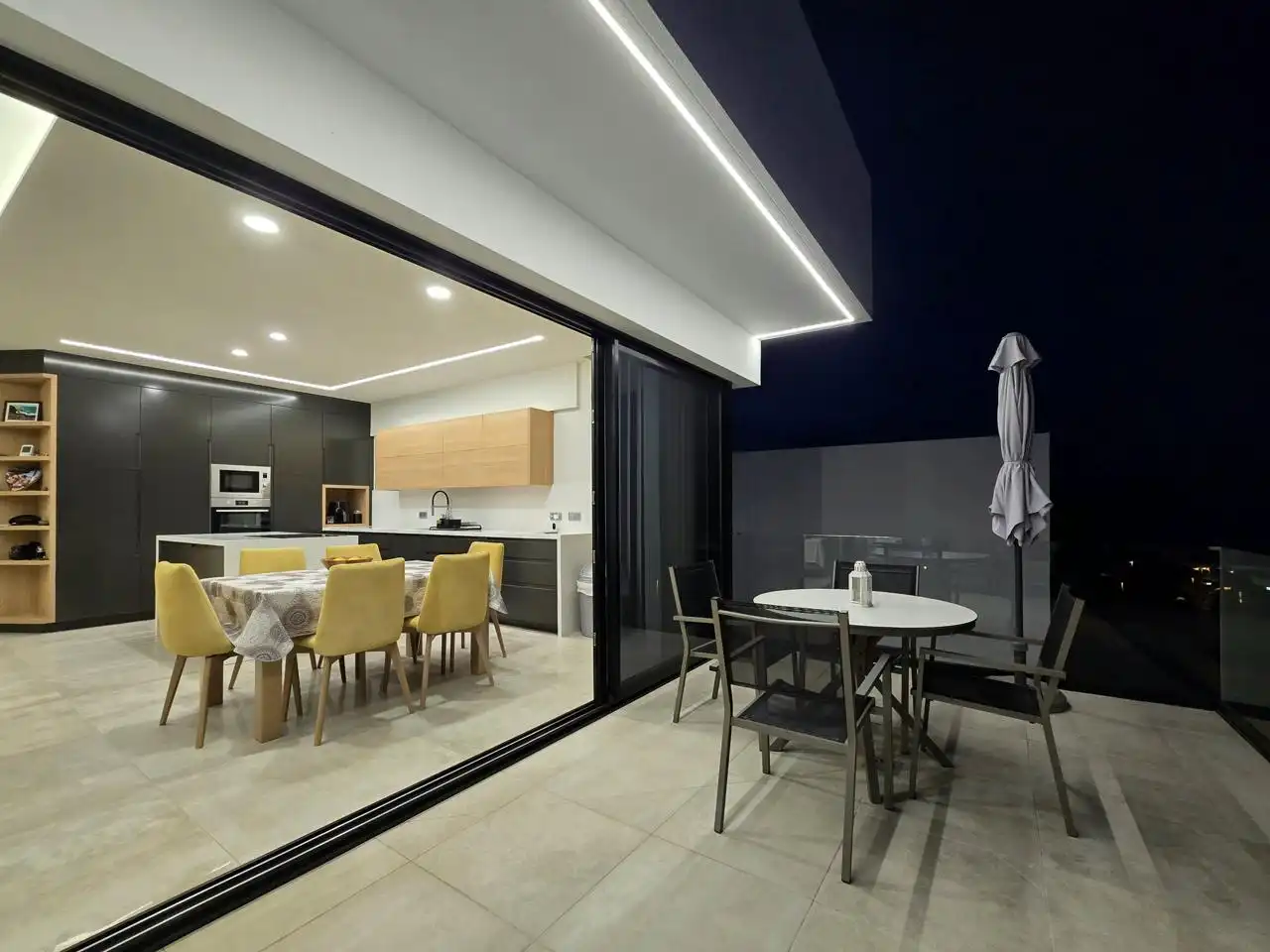 Terraza de Casa o chalet en venta en Las Palmas de Gran Canaria con Jardín privado, Terraza y Piscina