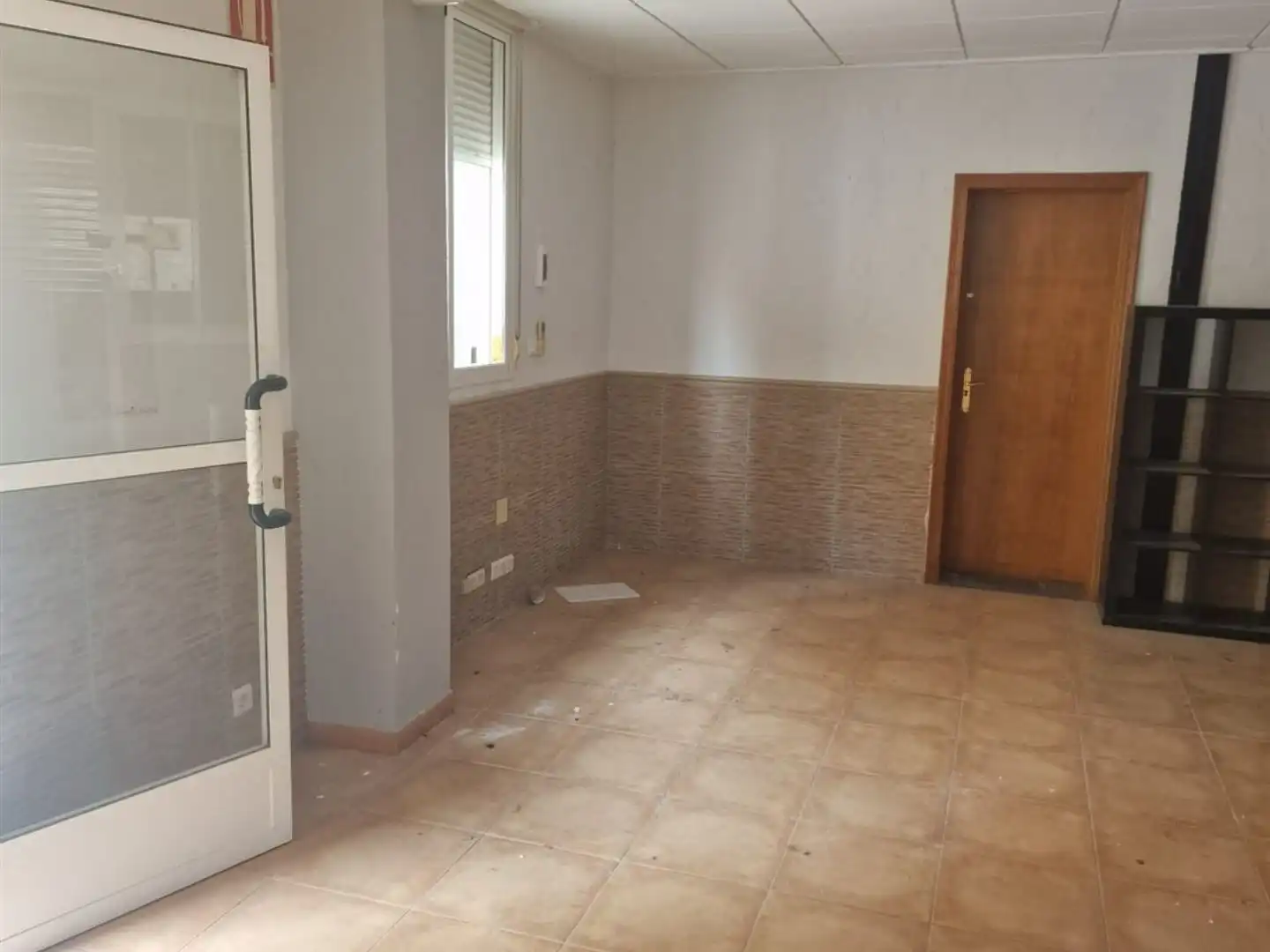 Local de alquiler en Orihuela con Aire acondicionado