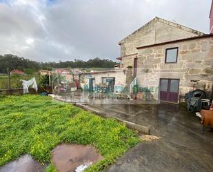 Vista exterior de Casa o xalet en venda en Vigo  amb Calefacció i Jardí privat