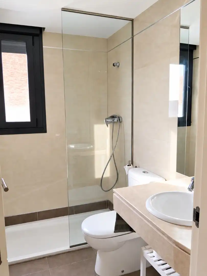 Bathroom of Flat for sale in Playa Ostende