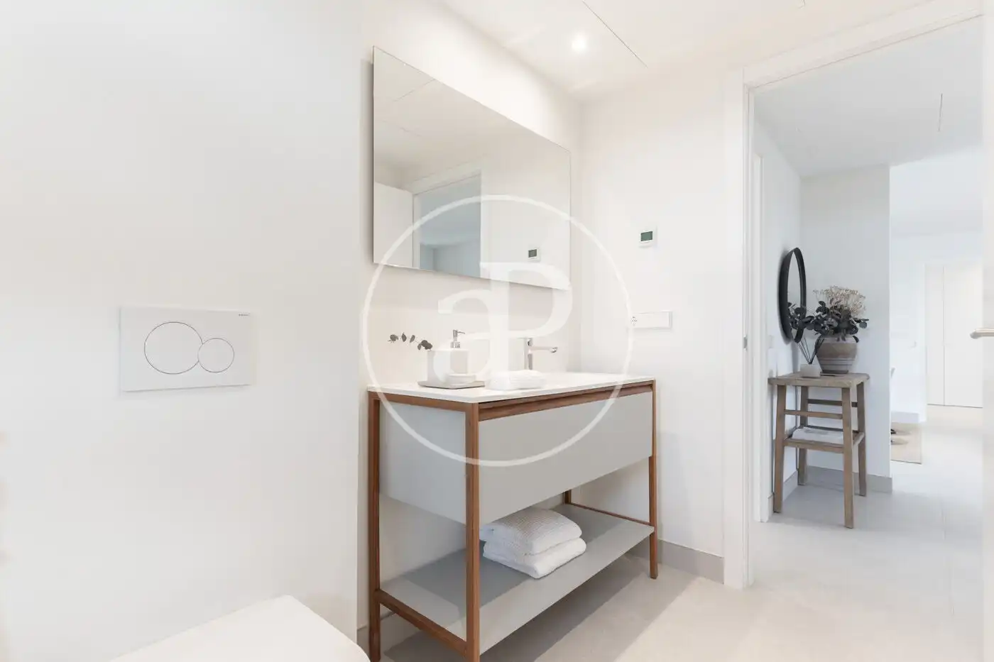 Badezimmer von Dachboden zum Verkauf in Campos mit Klimaanlage, Heizung und Privatgarten