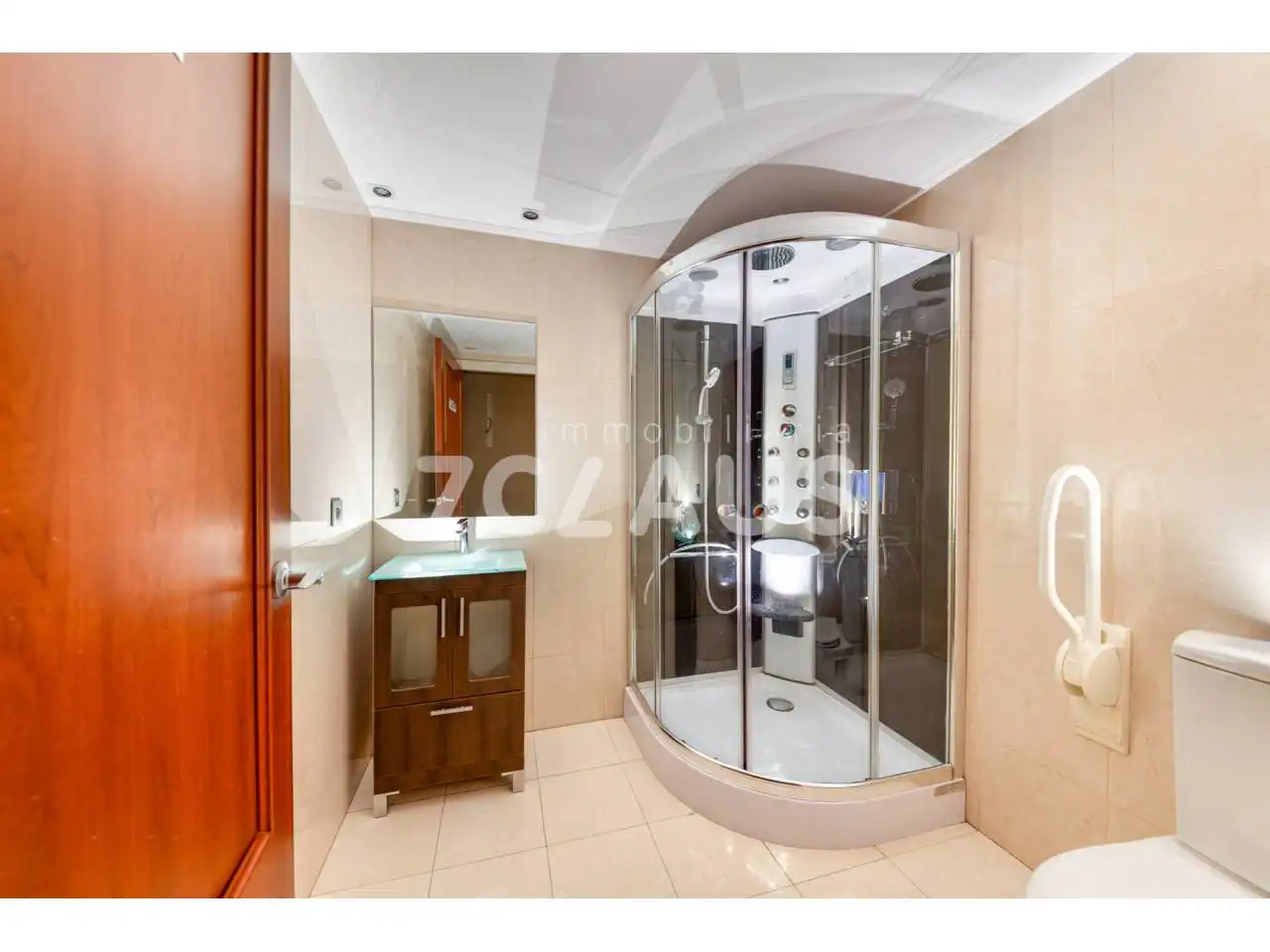 Badezimmer von Geschaftsraum zur Miete in Andorra la Vella