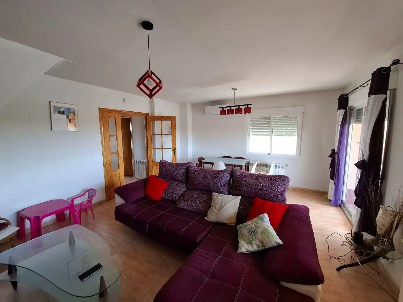 Sala d'estar de Casa o xalet en venda en Otero amb Aire condicionat, Jardí privat i Traster