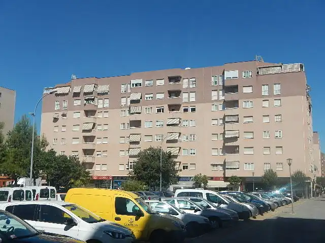Oficina en venda a SINF. MADROÑERO