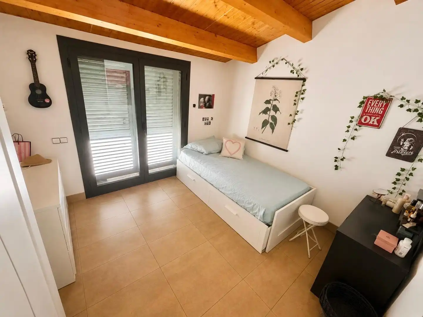Dormitori de Casa o xalet en venda en Granollers amb Calefacció, Jardí privat i Terrassa