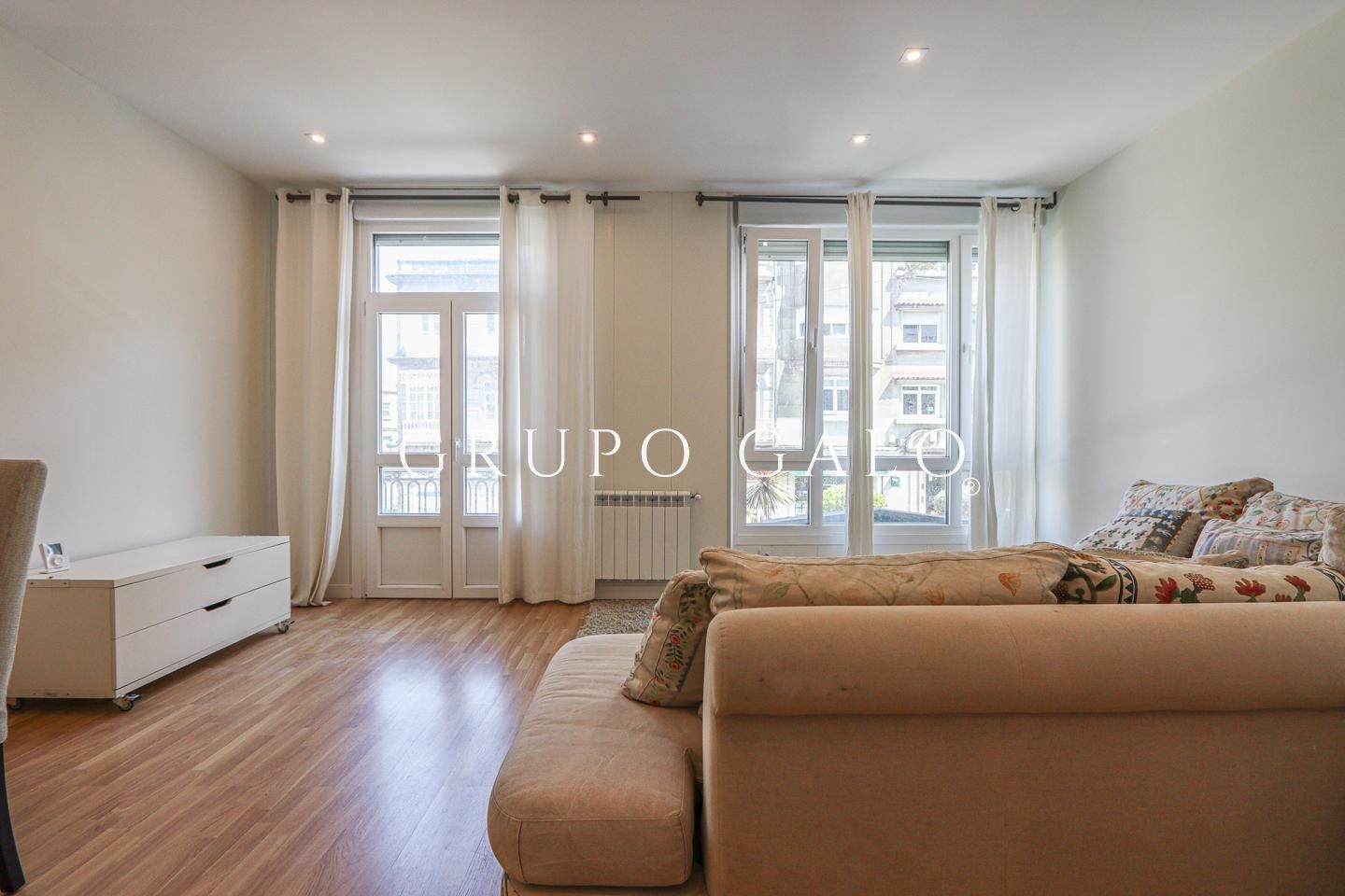 Piso de alquiler en Rúa De Urzaiz, Plaza España - Corte Inglés