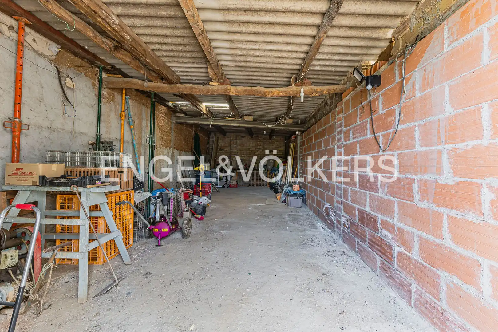 Casa amb terrassa en venda a Torrelles de Foix, imagen 50