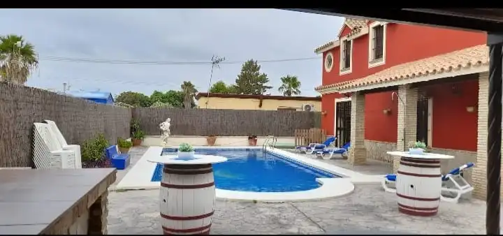 Piscina de Casa o chalet de alquiler en Chipiona con Aire acondicionado, Calefacción y Piscina