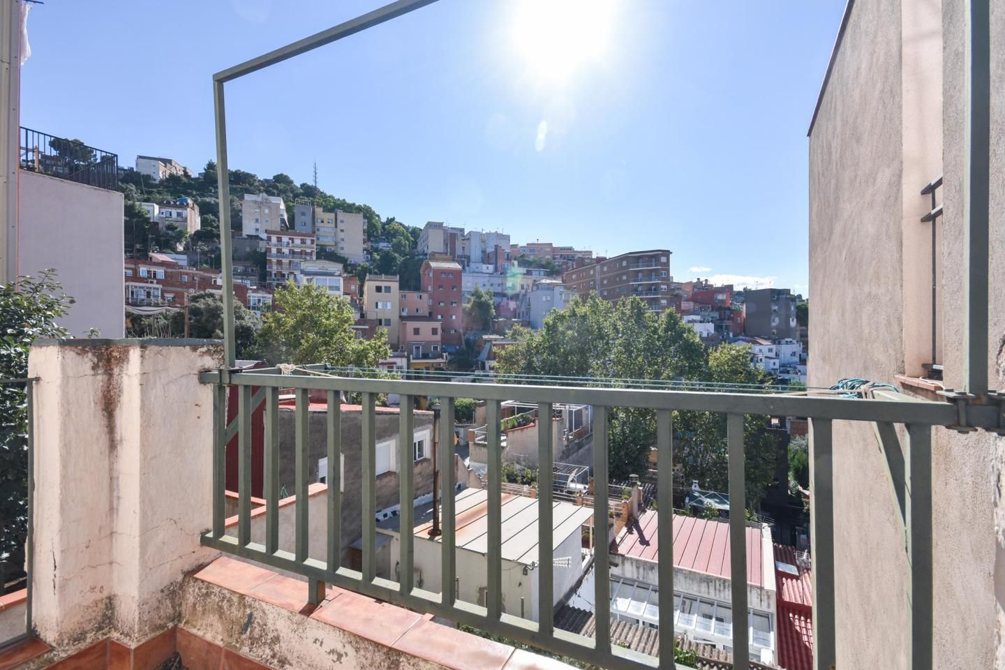 Vista exterior de Casa o xalet en venda en  Barcelona Capital amb Terrassa