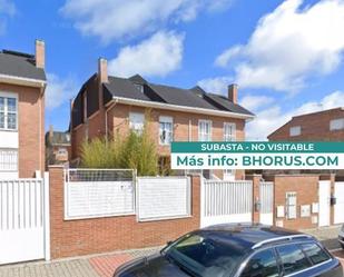 Exterior view of House or chalet for sale in Parla