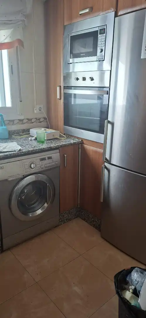 Cocina de Apartamento de alquiler en Valencia con Amueblado, Horno y Microondas