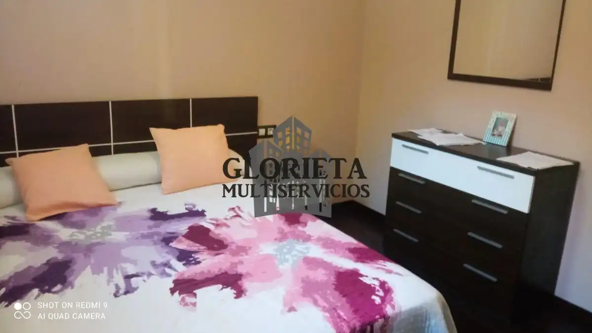 Dormitori de Casa o xalet en venda en Nigrán amb Calefacció, Parquet i Terrassa