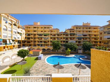 Estudio con balcón en venta en La Mata