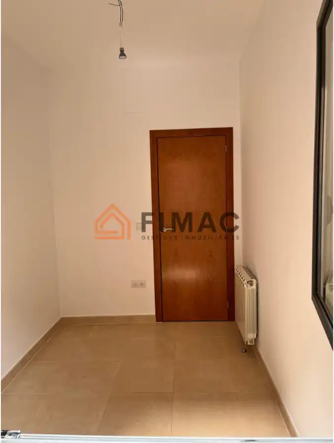 Piso en venta en Sant Hipòlit de Voltregà con Calefacción