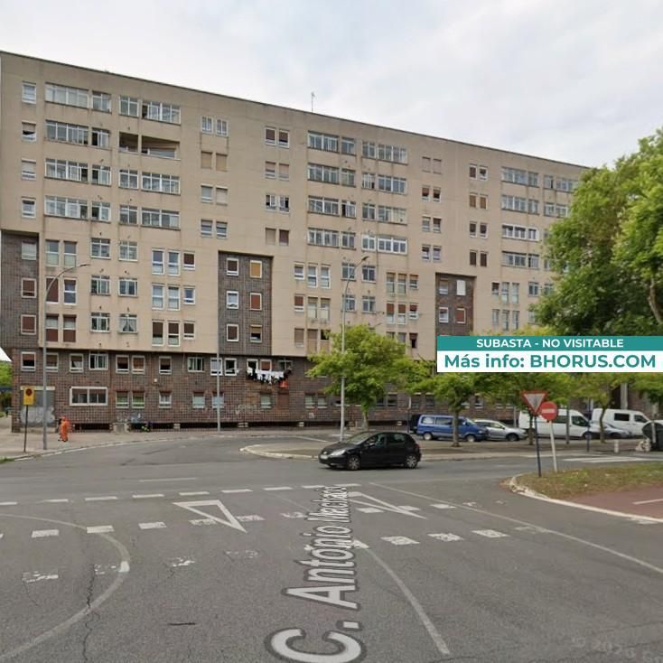 Exterior view of Flat for sale in Vitoria - Gasteiz