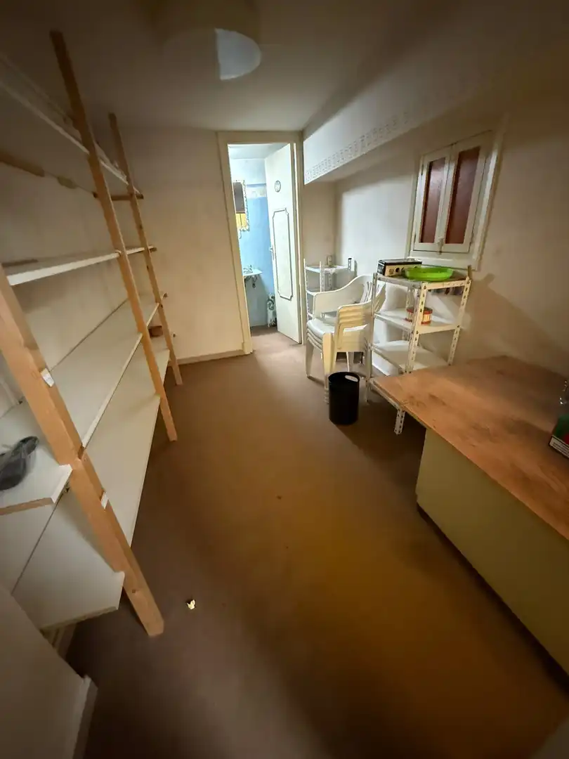 Bureau à louer à Residencia, imagen 8